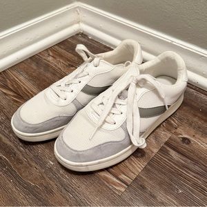 Old Navy sneakers